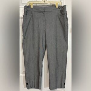 Ross & Ali Gray Capri Pants Size 14 Stretch Cotton Blend Flat Front Career